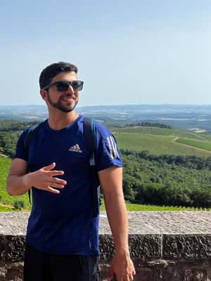 imagen n.º 2 de Chianti: tour en bicicleta eléctrica con visita al castillo y cata de vinos actividad en Siena, subida por el proveedor