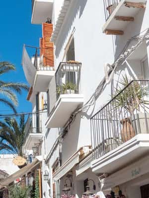Image N°2 de Vieille ville d'Ibiza : visite guidée privée à pied activité à Ibiza (ville), publiée par le prestataire