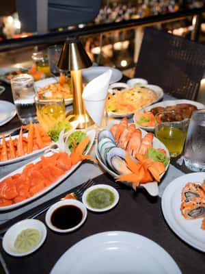 image n.2 of Bangkok: Alangka Chao Phraya River Dinner Cruise activity in Bangkok, uploaded by supplier