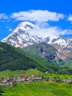 image n.2 of Tbilisi: Kazbegi Full-Day Group Tour activity in Stepantsminda, uploaded by supplier
