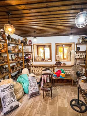 Pramogos teikėjo įkelta pramogos „Pabėgimas iš Tiranos, Kruja miestas, pilis, senasis Bazzaras“, Krujė, nuotrauka (2)