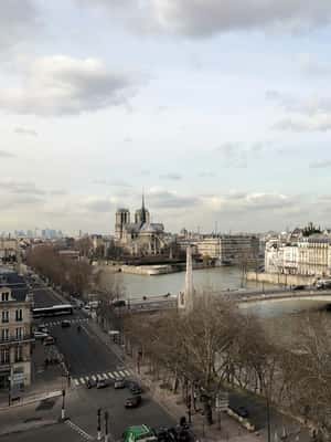 image n.2 of Notre-Dame Tour with Host or AudioGuide + Optional Cruise activity in Paris, uploaded by supplier