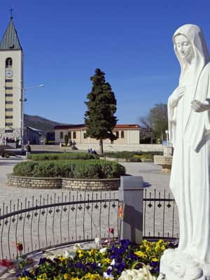 Immagine nº 2 di Tour privato a Međugorje con visita alla Collina delle Apparizioni attività a Međugorje, caricata dal fornitore