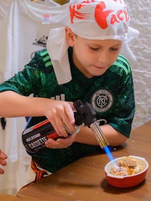 Immagine nº 2 di Kyoto: Corso di cucina sul ramen in una fabbrica di ramen con souvenir attività a Kyoto, caricata dal fornitore