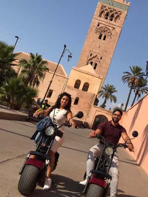 imaginea n.2 a activității Marrakech: Plimbați-vă prin Orașul Roșu într-un tur cu EcoScooter! în Marrakesh, încărcată de organizator