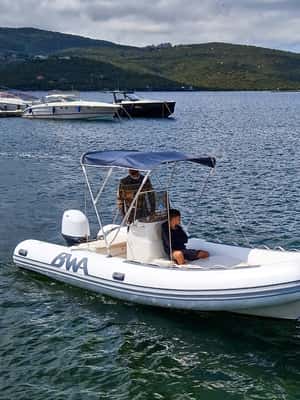 image n.2 of Porto Rotondo: drive your boat - no licence needed activity in Sardinia, uploaded by supplier