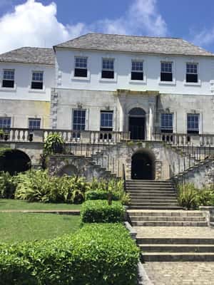 imagem n.2 de Montego Bay: Visita à Casa Grande de Rose Hall atividade em Montego Bay, carregada pelo fornecedor
