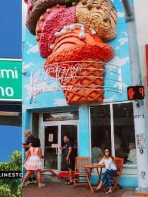 foto no. 2 dari aktivitas Miami: Tur Kota dan Petualangan Perahu Cepat yang Menegangkan di Miami, diunggah oleh pemasok