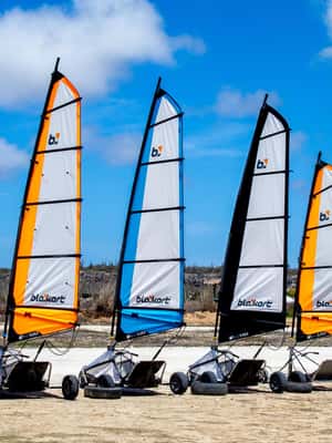 afbeelding n.2 van Blokart Landsailing aan de kust van Caribisch Bonaire activiteit in Kralendijk, geüpload door aanbieder