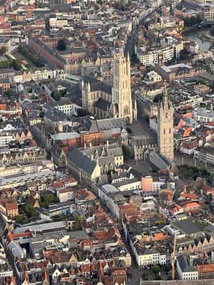 image n.2 of Ghent: Hot Air Balloon Tour activity in Ghent, uploaded by supplier