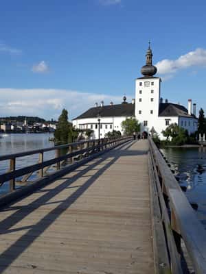 image n.2 of Vienna: Melk, Hallstatt, Salzburg and Mountains Lakes Tour activity in Vienna, uploaded by supplier