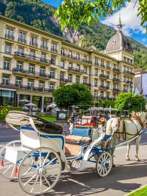 imagem n.2 de Explora as aldeias suíças: Interlaken-Grindelwald(Tour Privado) atividade em Stechelberg, carregada pelo fornecedor
