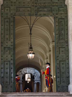 Rome: St. Peter’s Basilica, Papal Tombs, & Dome Climb Tour