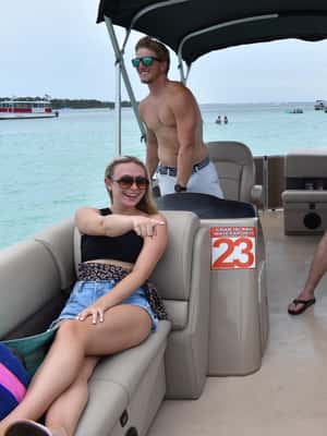 德斯坦活动图像2/全日浮桥船租赁 - 奥卡卢萨岛，由供应商上传