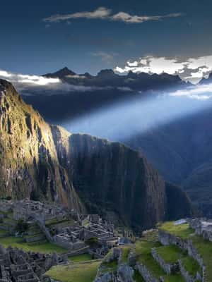 image n.2 of From Cusco: Machu Picchu and Huayna Picchu Excursion 2 days activity in Urubamba, uploaded by supplier
