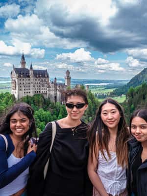 imagen n.º 2 de Desde Múnich: Excursión de un día al Castillo de Neuschwanstein actividad en Schwangau, subida por el proveedor