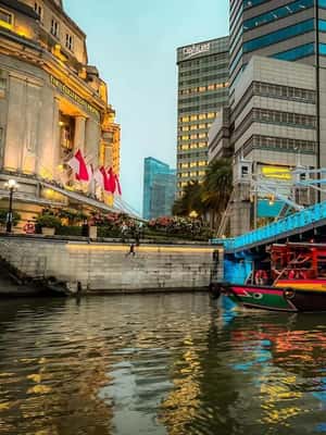 Singapore River Cruise and 2 Must-see Water Light Shows