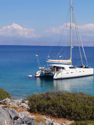 Obraz nr 2 z atrakcji Heraklion: Rejs żeglarski na wyspę Dia z lunchem i kąpielą w Kreta, przesłany przez organizatora
