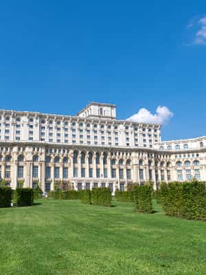 image n.2 of Museums and Galleries walking tour in Bucharest activity in Bucharest, uploaded by supplier