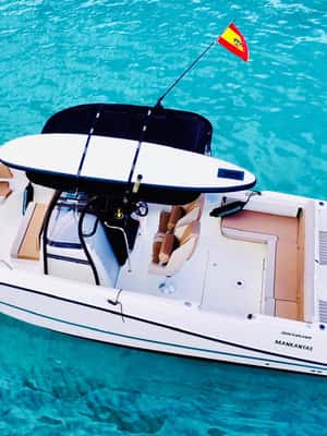 image n.2 of Palma: Private Boat Tour in Mallorca with Snorkel and Paddle activity in Calvià, uploaded by supplier