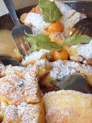 imagem n.2 de Innsbruck: Sweets & Coffee Tour - Visita guiada particular atividade em Innsbruck, carregada pelo fornecedor