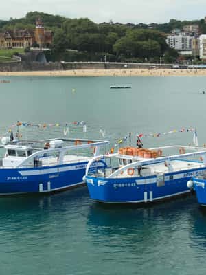 image n.2 of San Sebastian: Boat Tour with Stop at Santa Clara activity in San Sebastián, uploaded by supplier