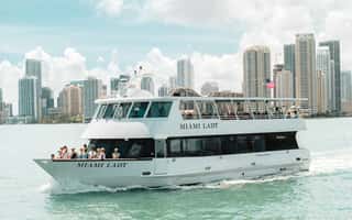 bild nr.4 av Miami: Hop-on Hop-off Sightseeing med hop-on hop-off-kryssning med valfri kryssning aktivitet i Miami, uppladdad av arrangören