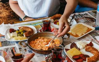 imagen n.º 4 de Estambul: Visita guiada a pie gastronómica por Europa y Asia actividad en Estambul, subida por el proveedor