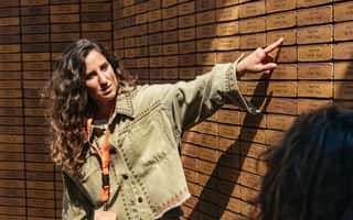 Amsterdam: Life of Anne Frank and World War II Walking Tour