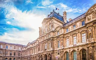 imagem n.4 de Paris: Acesso reservado ao Louvre e cruzeiro de barco atividade em Paris, carregada pelo fornecedor