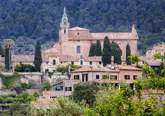 10. Valldemossan karthusialaisluostari
