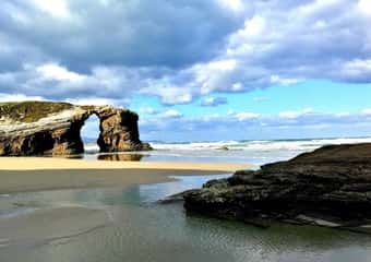 3. Plage des Cathédrales