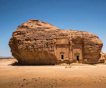 Visiting The Incredible Heritage Site Hegra in AlUla