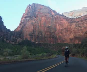 Depuis Springdale : Excursion à vélo/vélo électrique au coucher du soleil dans le Zion