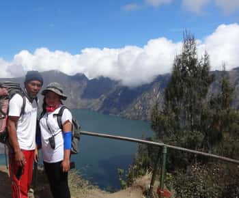 Mount Rinjani Trek 3D-2N To Summit - Lake - Hotspring