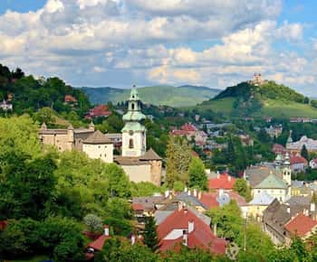 Von Bratislava aus: Nitra, Štiavnica, Bystrica und Špania Dolina
