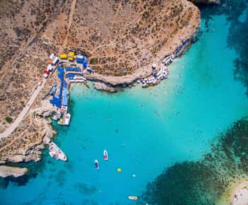 Crociera in traghetto costiero per la Laguna Blu (Isola di Comino)