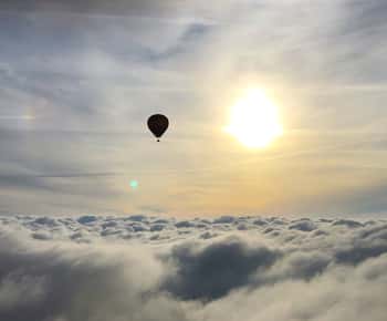 Barcelona: Heißluftballon-Tour in den Vorpyrenäen (Abholoption)