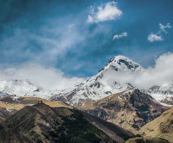 From Tbilisi: Ananuri, Gudauri, and Kazbegi Day Trip