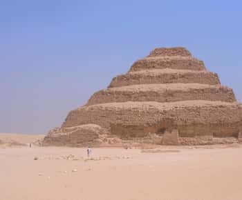 Cairo: Memphis, Sakkara and Dahshur Pyramids Day Tour