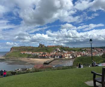 Din York: North Yorkshire Moors, trenul cu aburi și Whitby