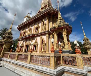 Phuket: tour de medio día por lo más destacado de la ciudad con guía