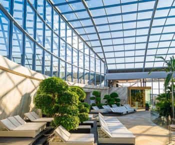 Bucharest: All Day Therme with Elysium Experience