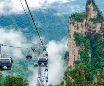 Zhangjiajie: Excursão de 2 dias com os destaques da ponte de vidro e do teleférico