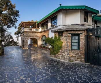 Mussoorie: Landour Infinity Walk Guided Tour of Landour