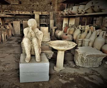 Sorrentóból: Sorrento: Pompeji idegenvezetés a sorban állás kihagyásával