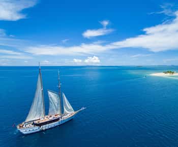 Fiji: Mamanuca Islands All-Inclusive Sailing Cruise