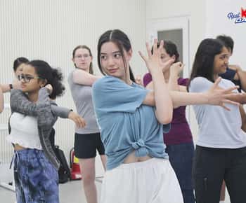 Seoul: K-Pop Dance Class (Recommended by CNN and BBC)