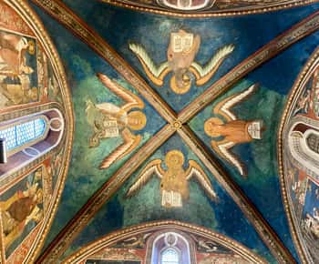 Roma: Tour a piedi dei templi sotterranei e delle reliquie della crocifissione