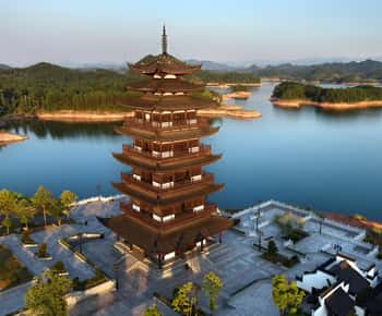 De Xangai: viagem particular de 1 dia a Hangzhou em trem-bala